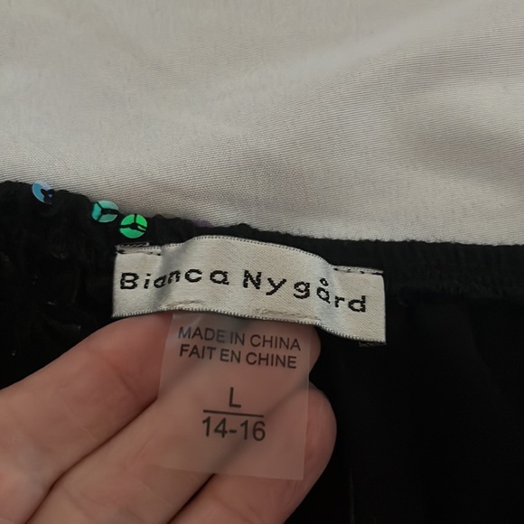 Bianca Nygard sequinned Tshirt - Picture 6 of 8